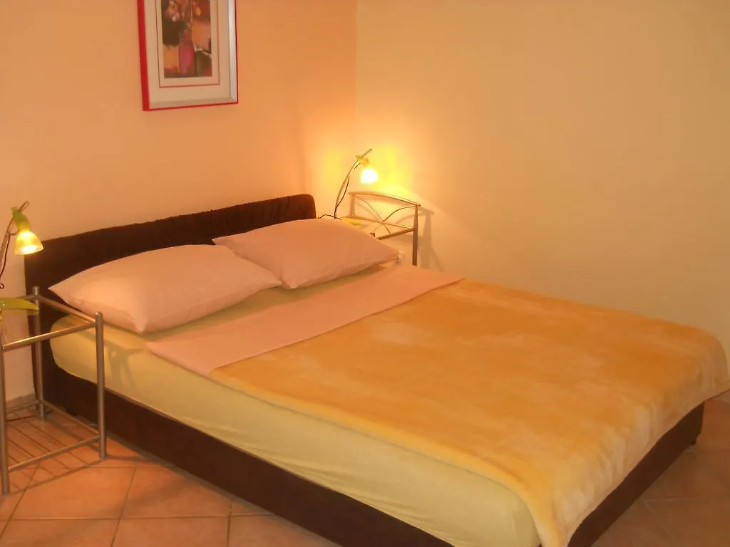 Inn Gostionica Rovanjska 0*,  Croatia